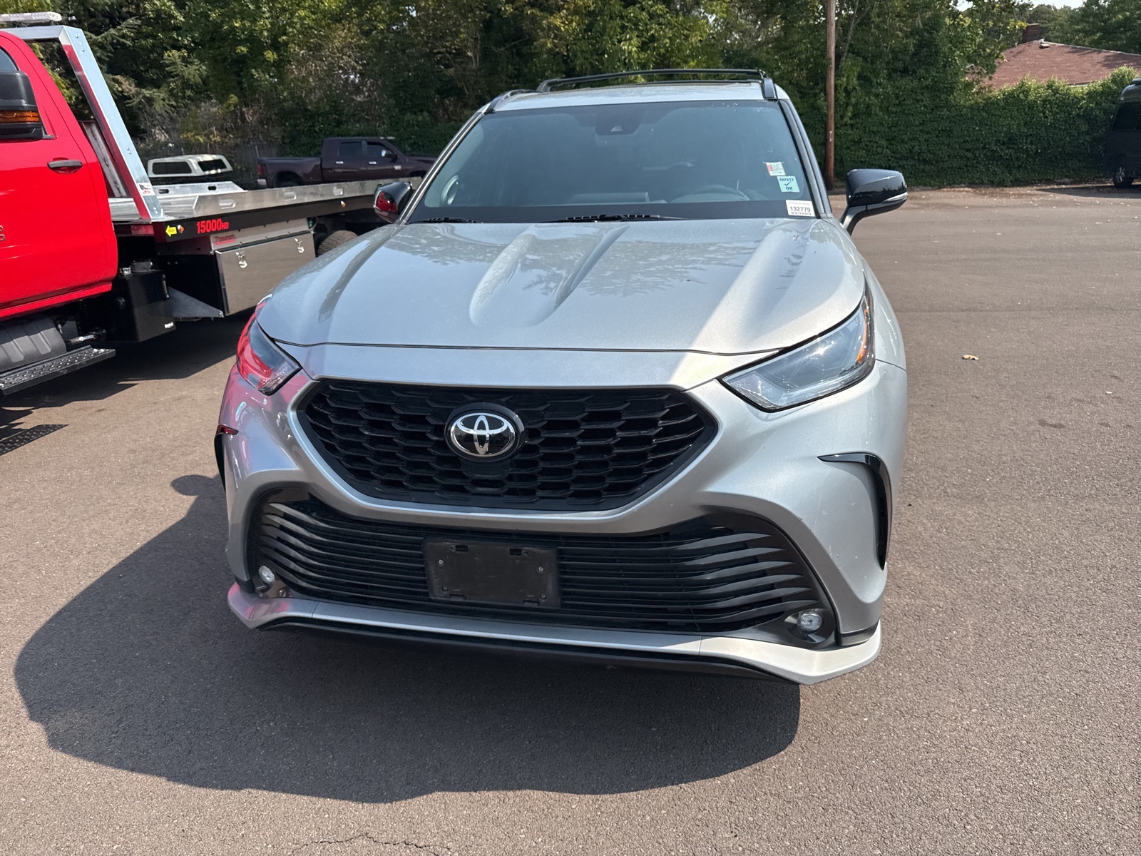 used 2021 Toyota Highlander car, priced at $36,495