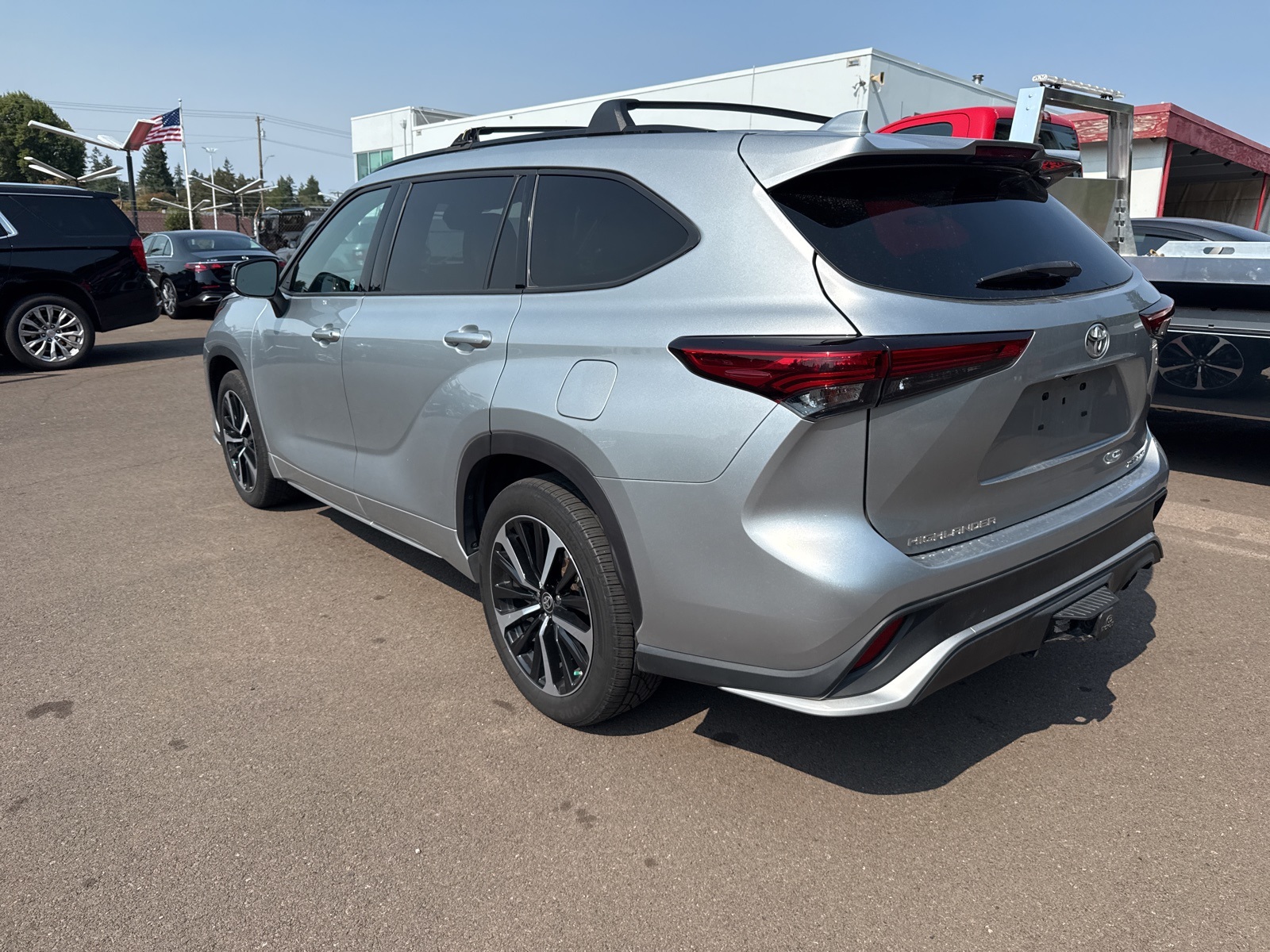 used 2021 Toyota Highlander car, priced at $36,495