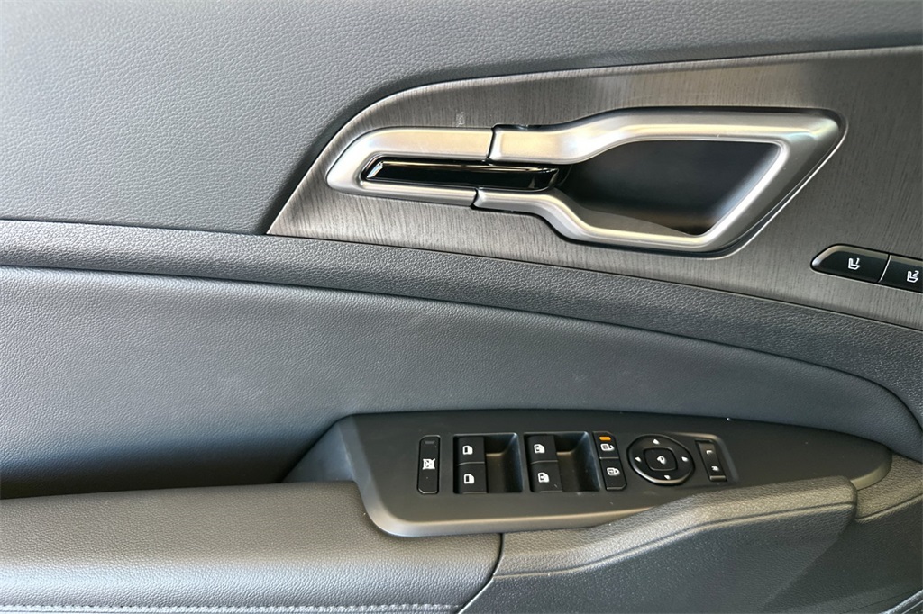 new 2026 Kia Sportage car, priced at $39,255