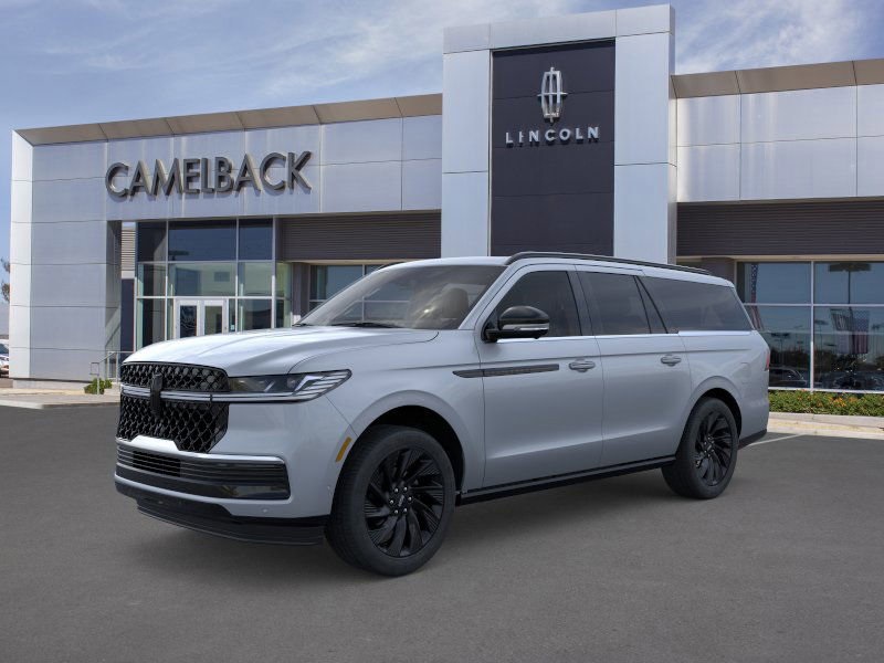new 2025 Lincoln Navigator car, priced at $109,300