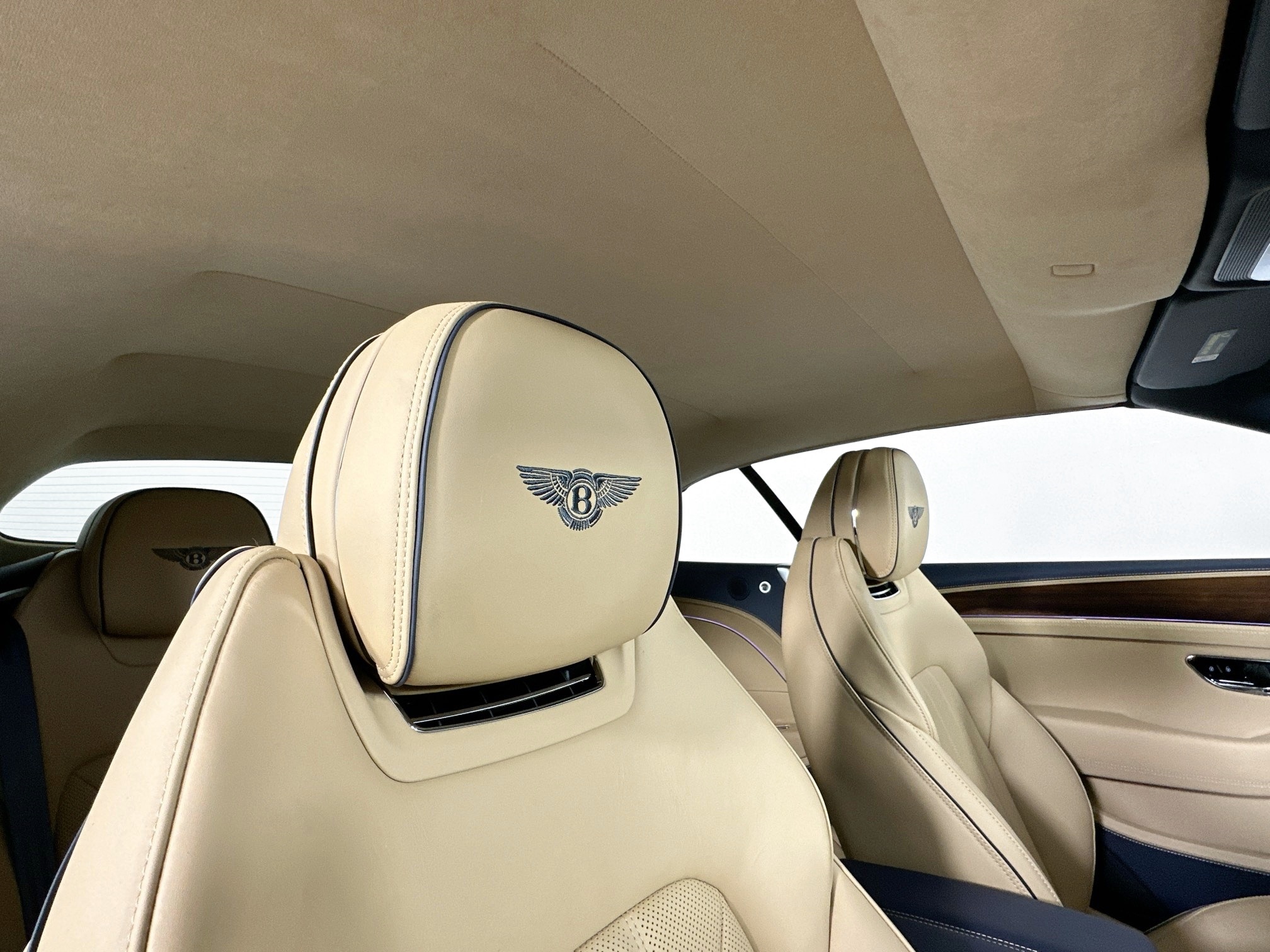 new 2026 Bentley Continental GTC car