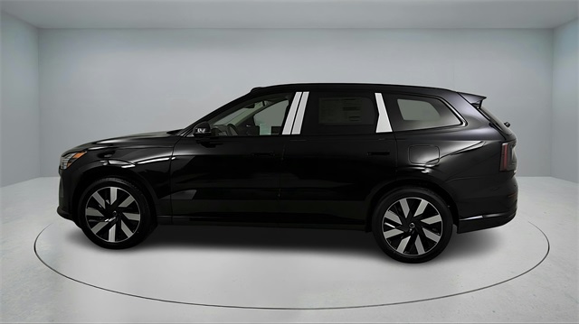 new 2025 Volvo EX90 car, priced at $93,945