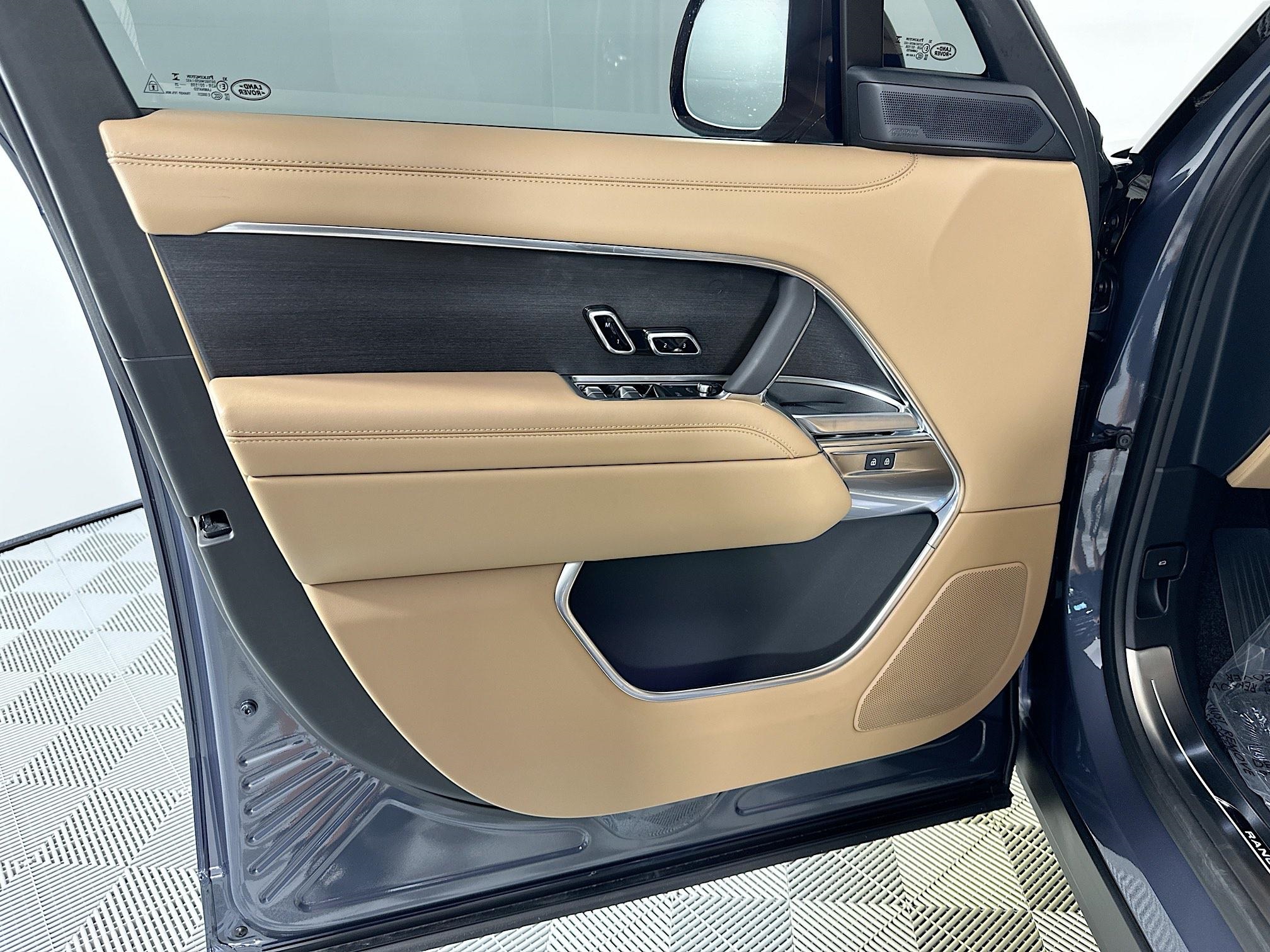 used 2025 Land Rover Range Rover car, priced at $129,999