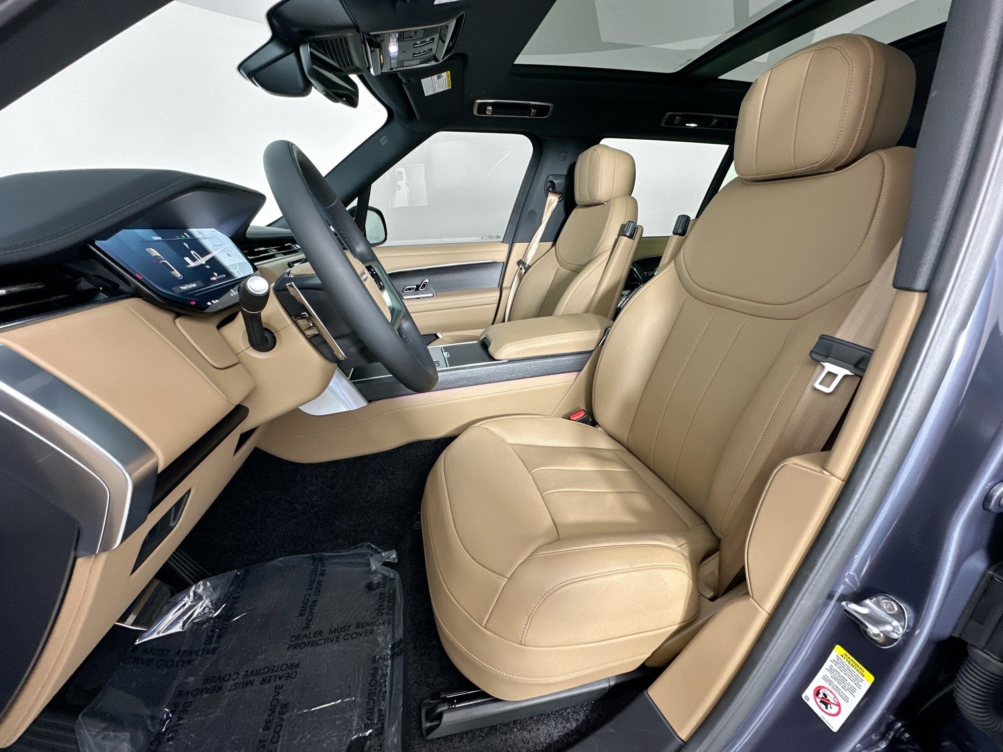 used 2025 Land Rover Range Rover car, priced at $129,999