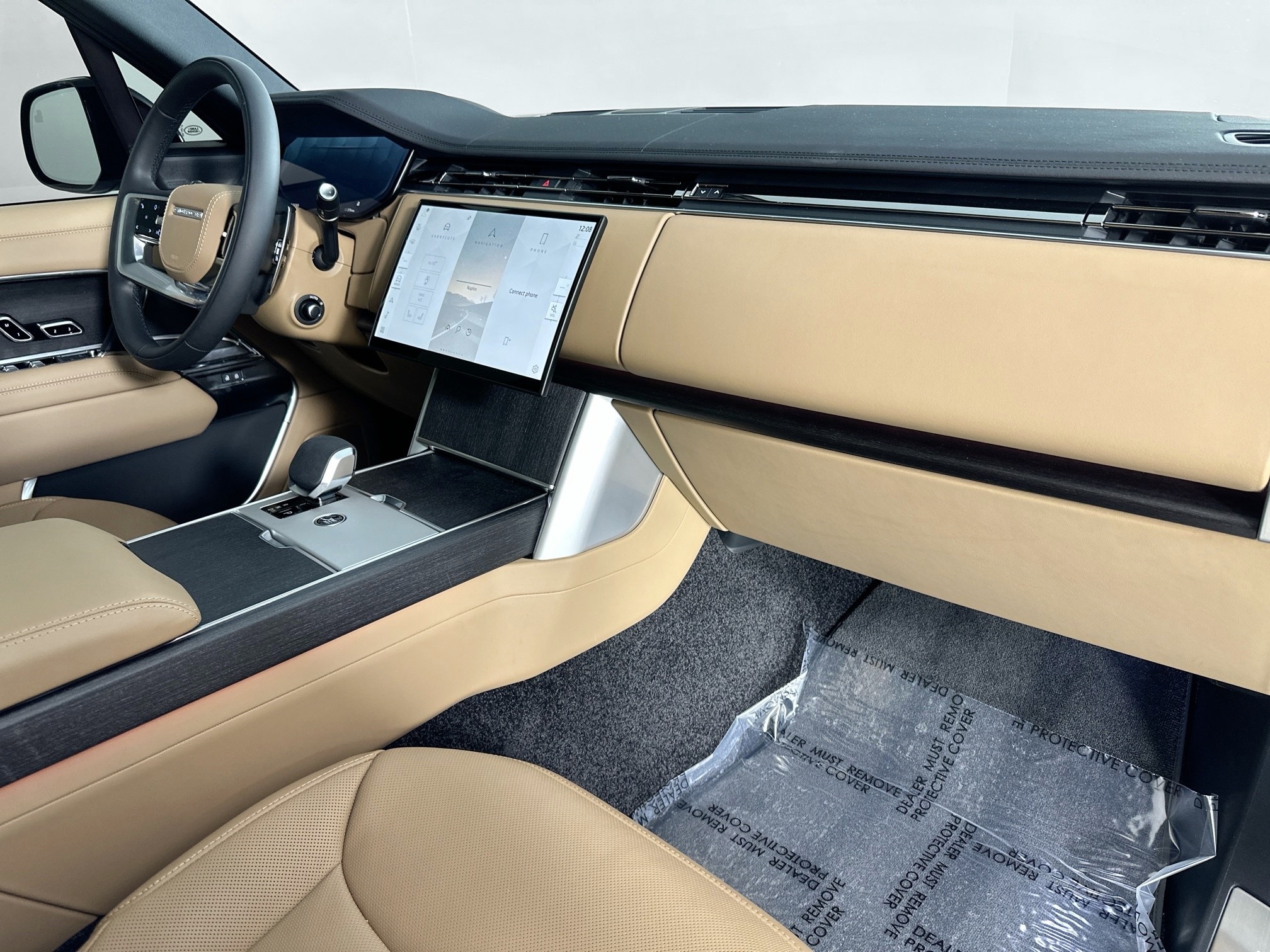 used 2025 Land Rover Range Rover car, priced at $129,999