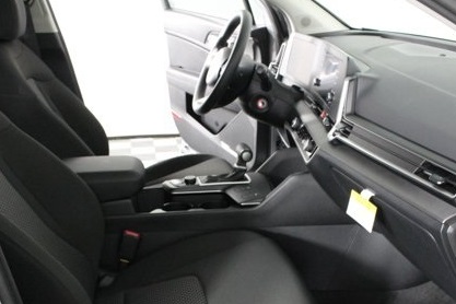 new 2025 Kia Sportage car, priced at $30,602