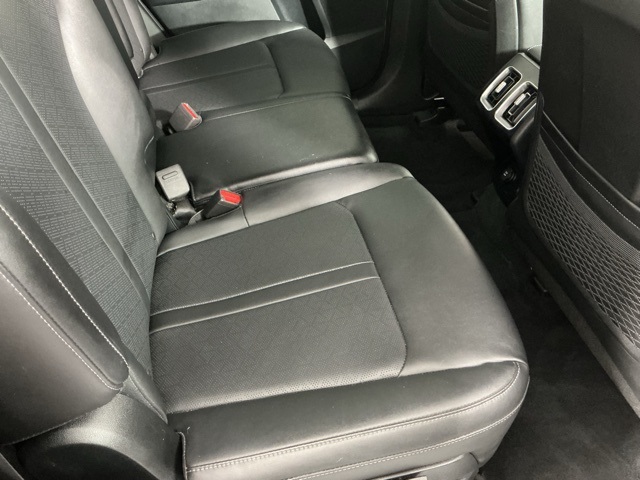 used 2022 Kia Sorento car, priced at $24,636