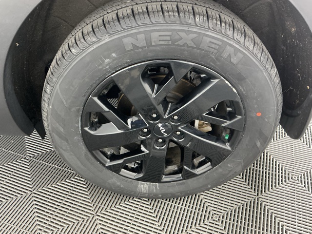 used 2022 Kia Sorento car, priced at $24,636