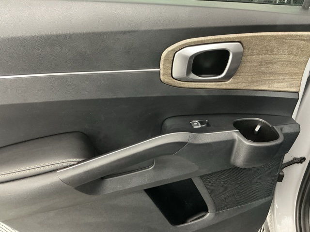 used 2022 Kia Sorento car, priced at $24,636