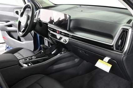 new 2025 Kia Sorento car, priced at $35,888