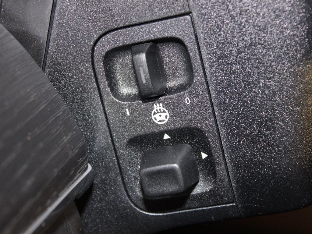 used 2025 Mercedes-Benz GLE car, priced at $94,775