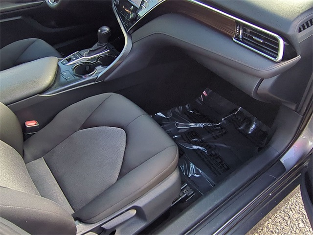 used 2018 Toyota Camry Hybrid car, priced at $17,911