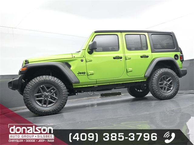 new 2025 Jeep Wrangler car, priced at $39,227