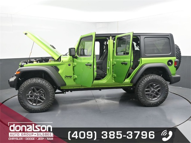 new 2025 Jeep Wrangler car, priced at $39,227