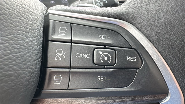new 2025 Jeep Grand Cherokee car, priced at $45,025