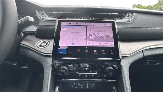 new 2025 Jeep Grand Cherokee car, priced at $45,025