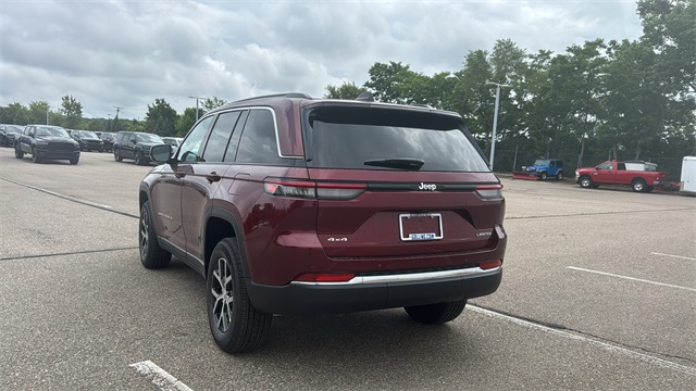 new 2025 Jeep Grand Cherokee car, priced at $45,025