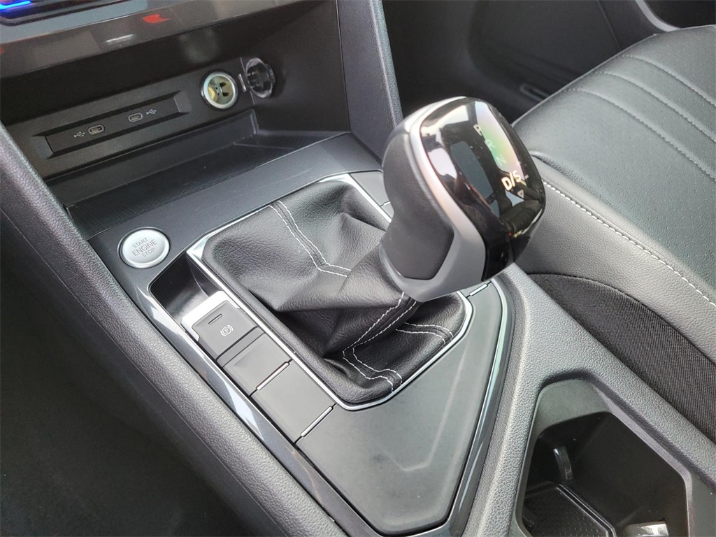 used 2022 Volkswagen Tiguan car, priced at $21,679