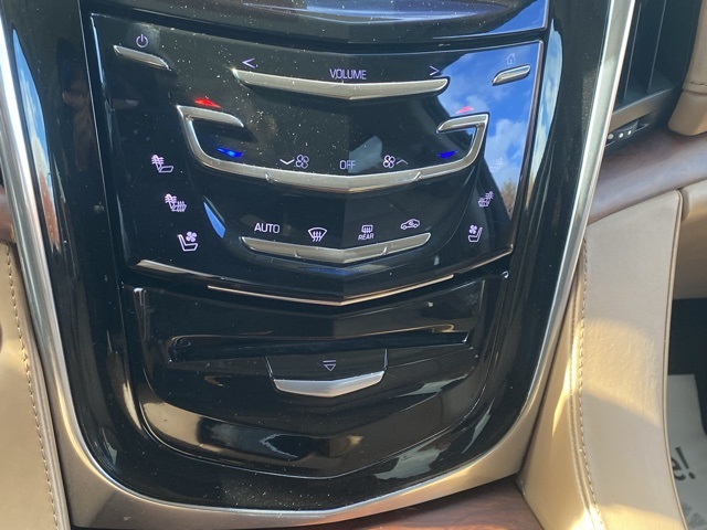 used 2016 Cadillac Escalade ESV car, priced at $19,995