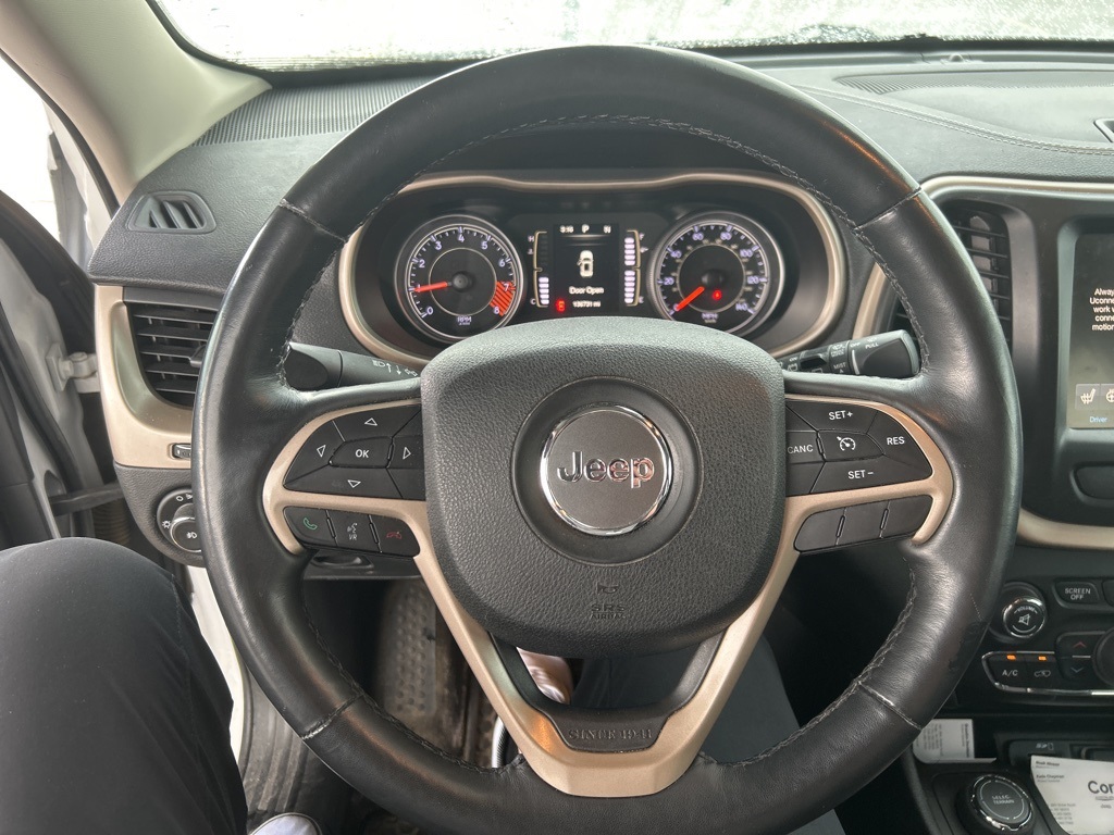 used 2015 Jeep Cherokee car