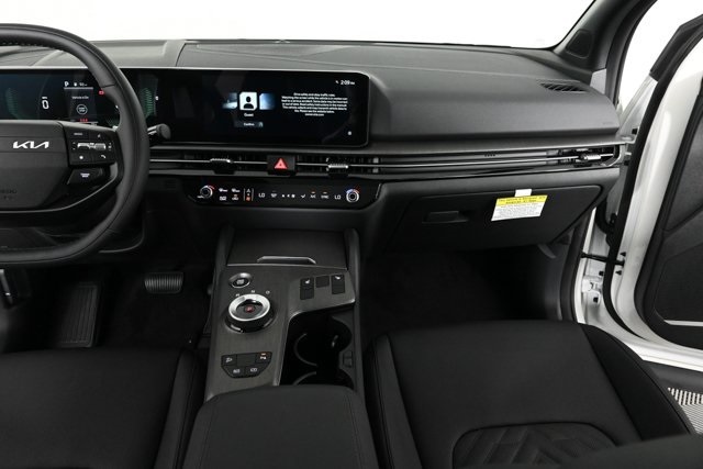 new 2026 Kia Sportage Hybrid car, priced at $38,205