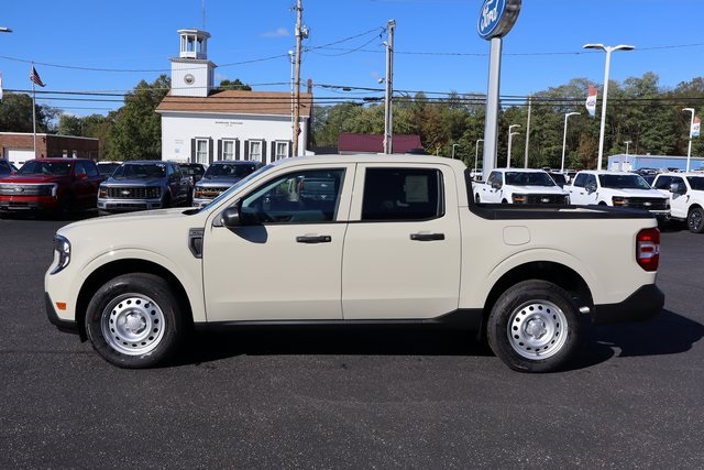 new 2025 Ford Maverick car, priced at $31,400