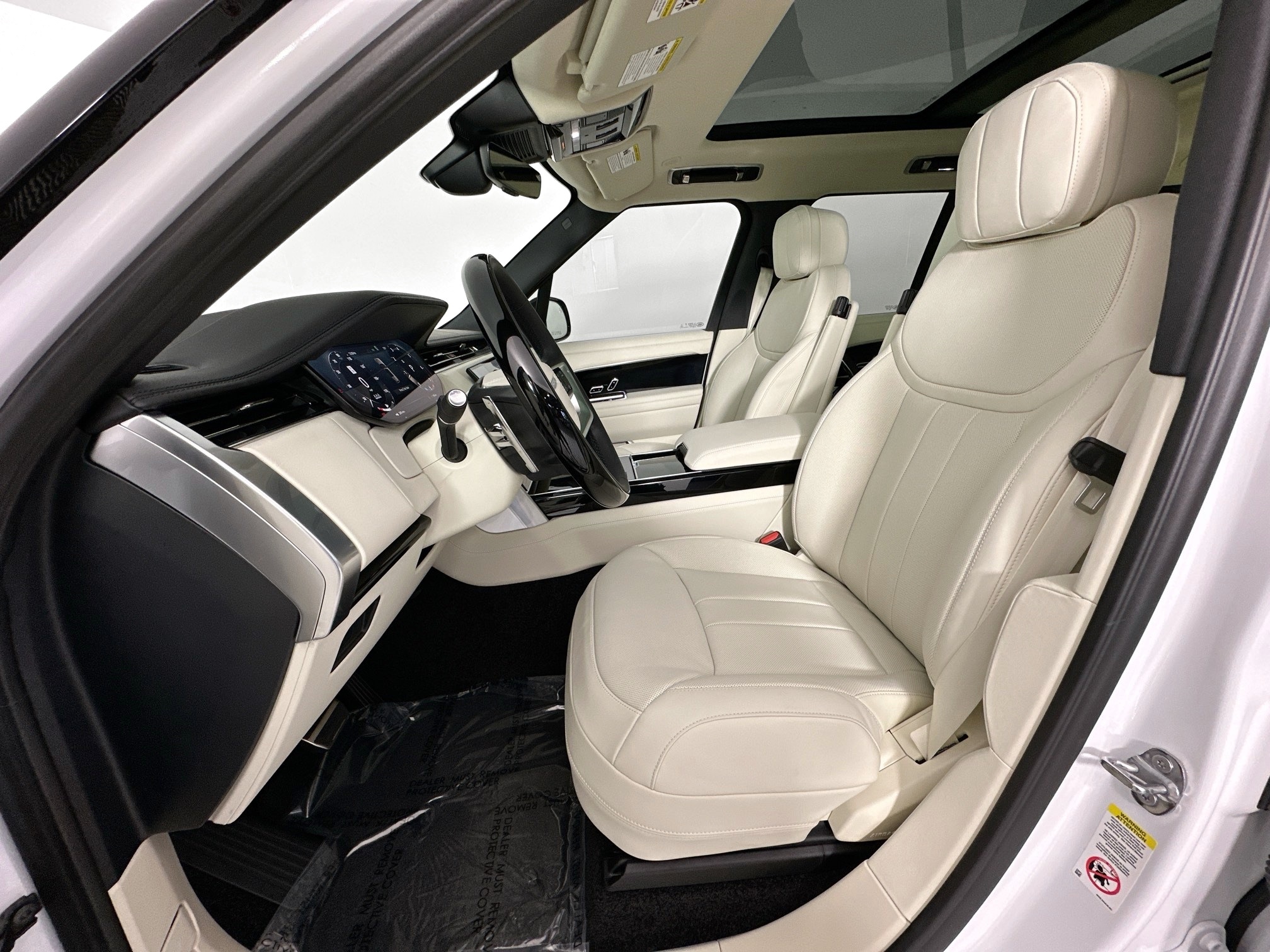 new 2025 Land Rover Range Rover car, priced at $127,410