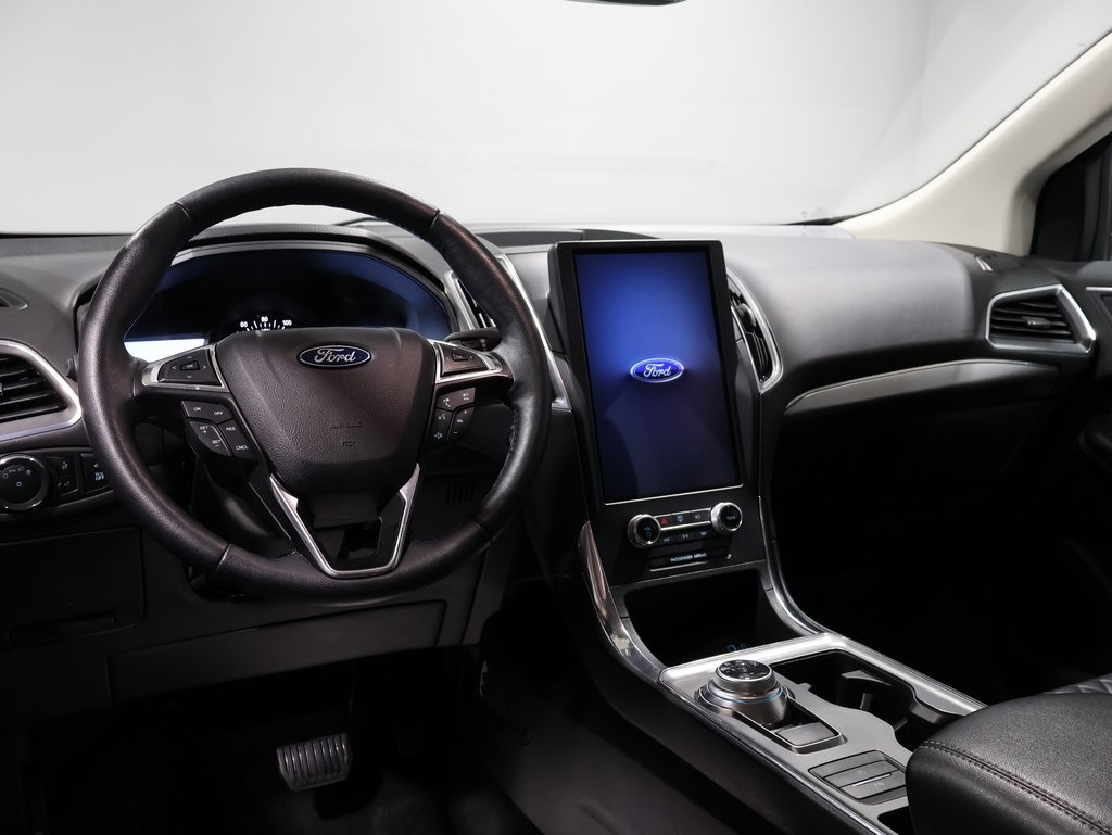 used 2024 Ford Edge car, priced at $26,060
