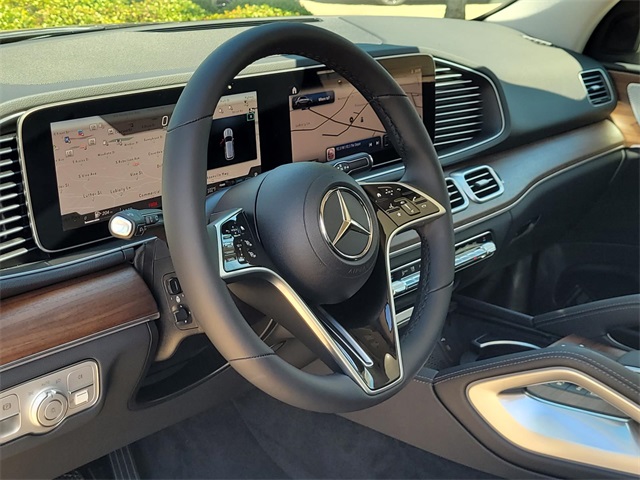 new 2025 Mercedes-Benz GLE car, priced at $72,095