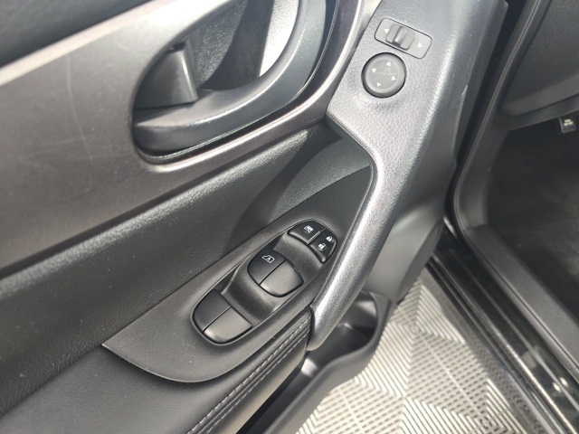 used 2022 Nissan Rogue Sport car, priced at $20,414
