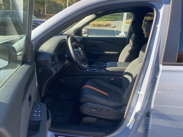 new 2026 Honda Passport car, priced at $49,627