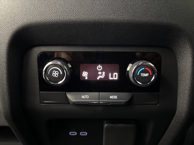 new 2026 Chevrolet Traverse car, priced at $51,500