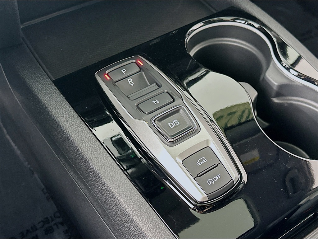 used 2022 Honda Pilot car, priced at $35,290