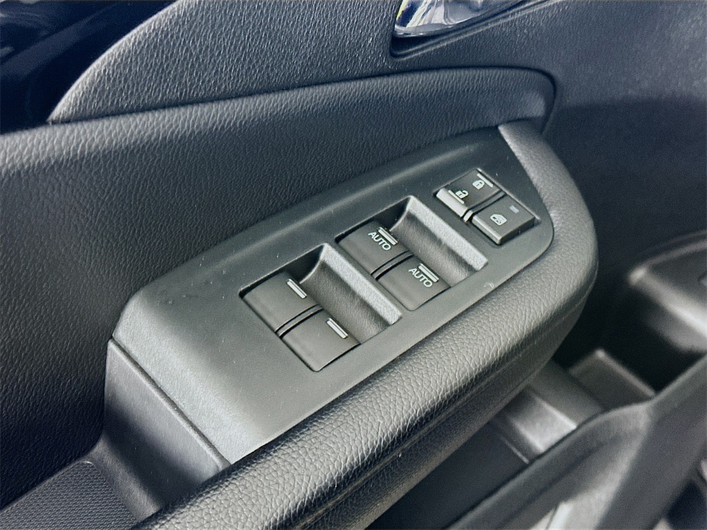 used 2022 Honda Pilot car, priced at $35,290