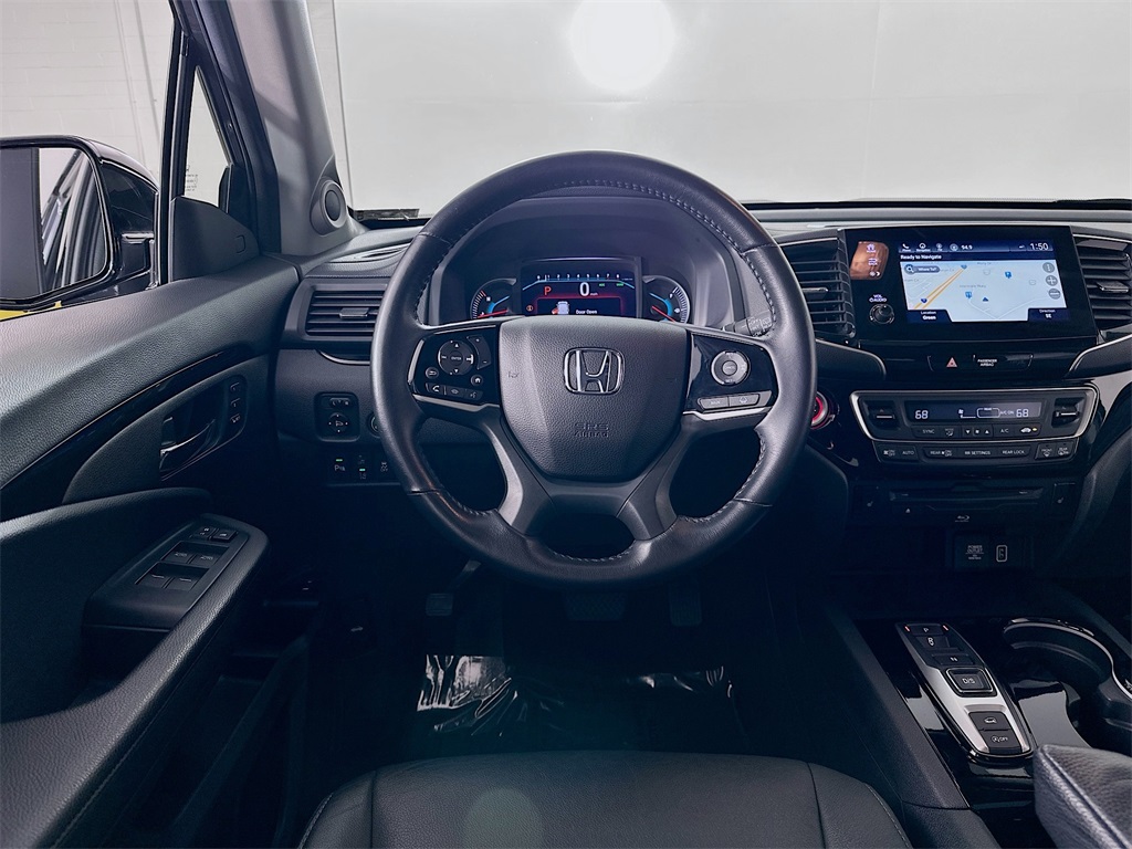 used 2022 Honda Pilot car, priced at $35,290