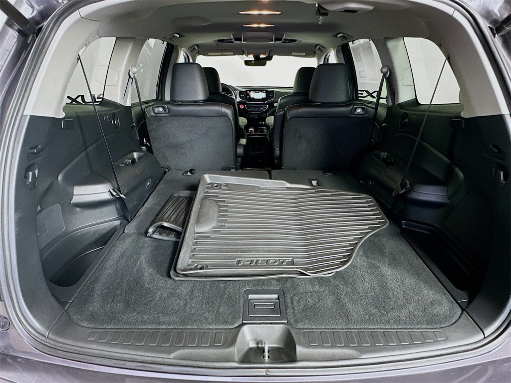 used 2022 Honda Pilot car, priced at $35,290