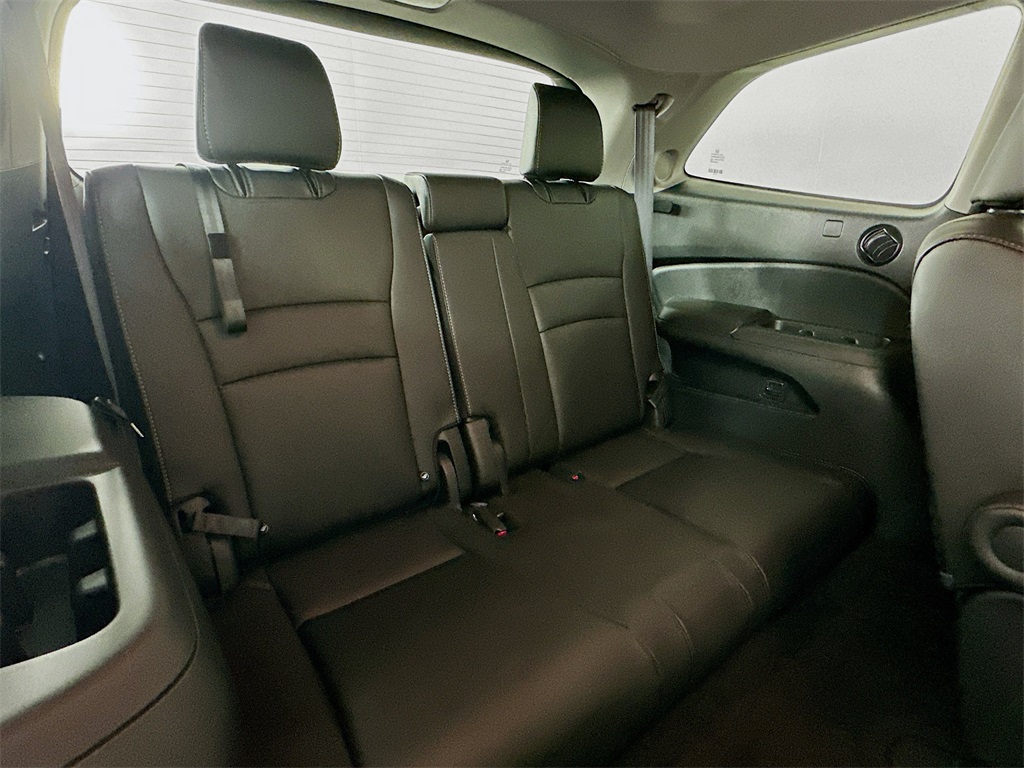 used 2022 Honda Pilot car, priced at $35,290