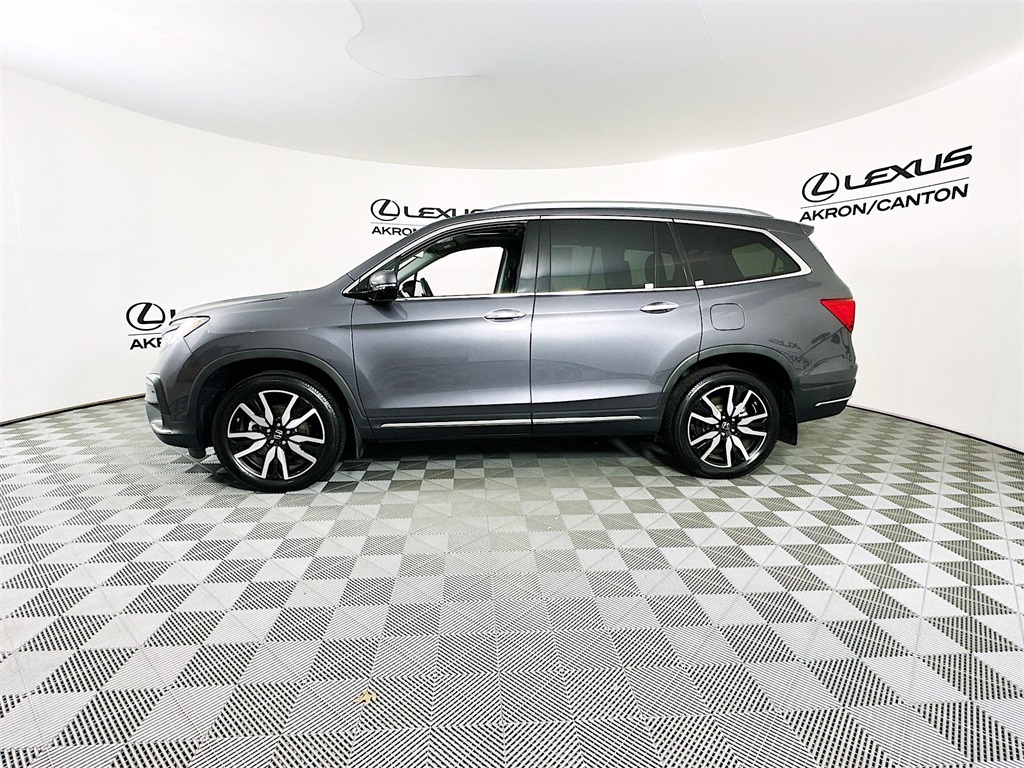 used 2022 Honda Pilot car, priced at $35,290