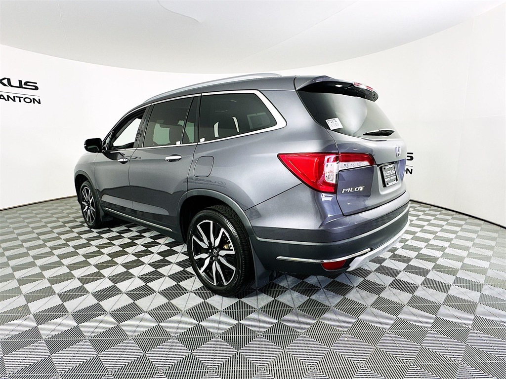 used 2022 Honda Pilot car, priced at $35,290