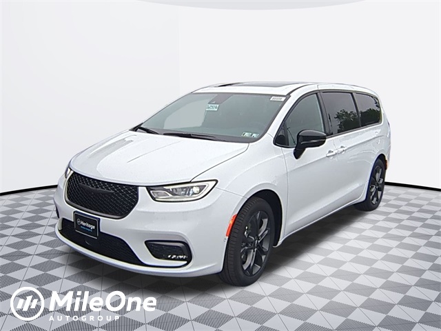 new 2026 Chrysler Pacifica car, priced at $44,982