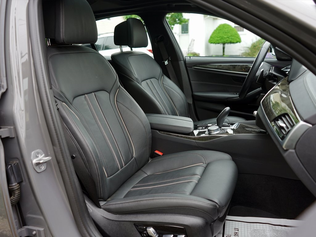 used 2022 BMW 5-Series car, priced at $41,095