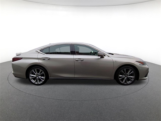 used 2019 Lexus ES car, priced at $27,911