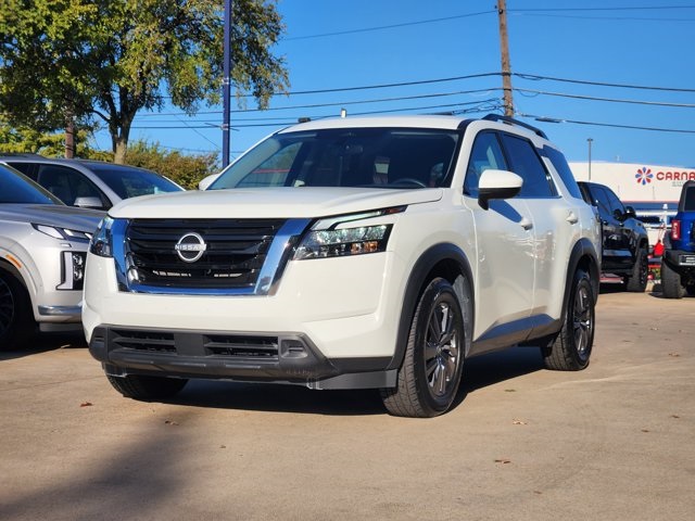 used 2024 Nissan Pathfinder car, priced at $26,900