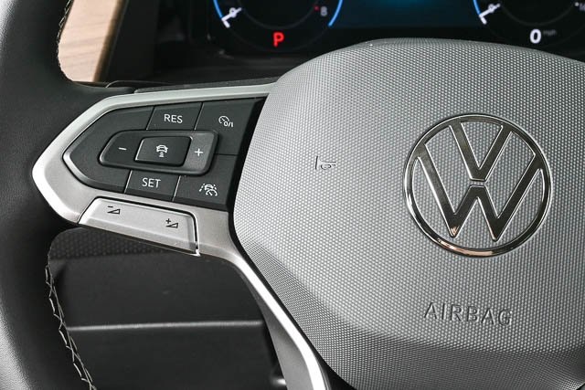 new 2025 Volkswagen Atlas car, priced at $45,017