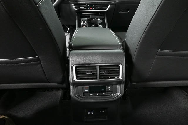 new 2025 Volkswagen Atlas car, priced at $45,017