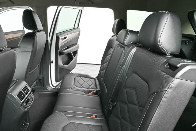 new 2025 Volkswagen Atlas car, priced at $45,017