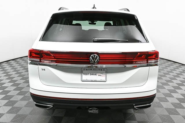 new 2025 Volkswagen Atlas car, priced at $45,017