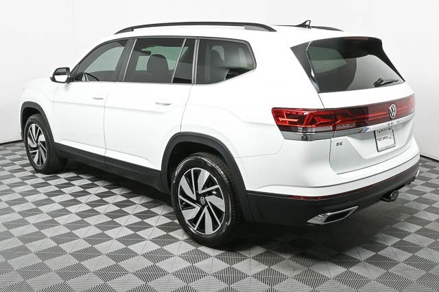 new 2025 Volkswagen Atlas car, priced at $45,017