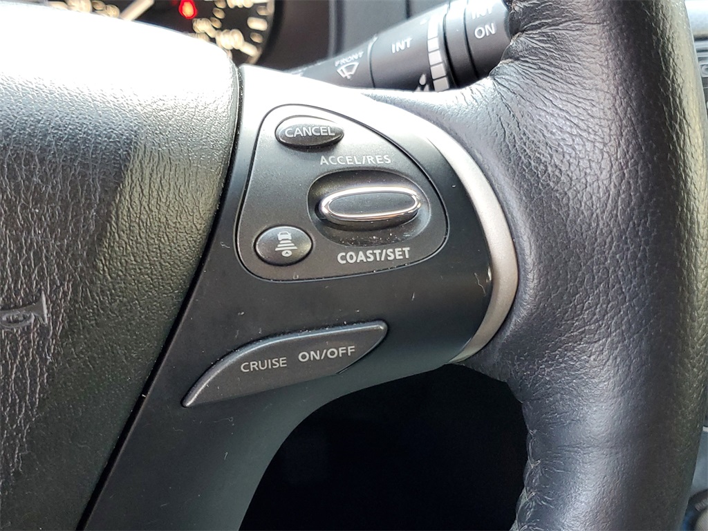 used 2020 Nissan Pathfinder car, priced at $17,395