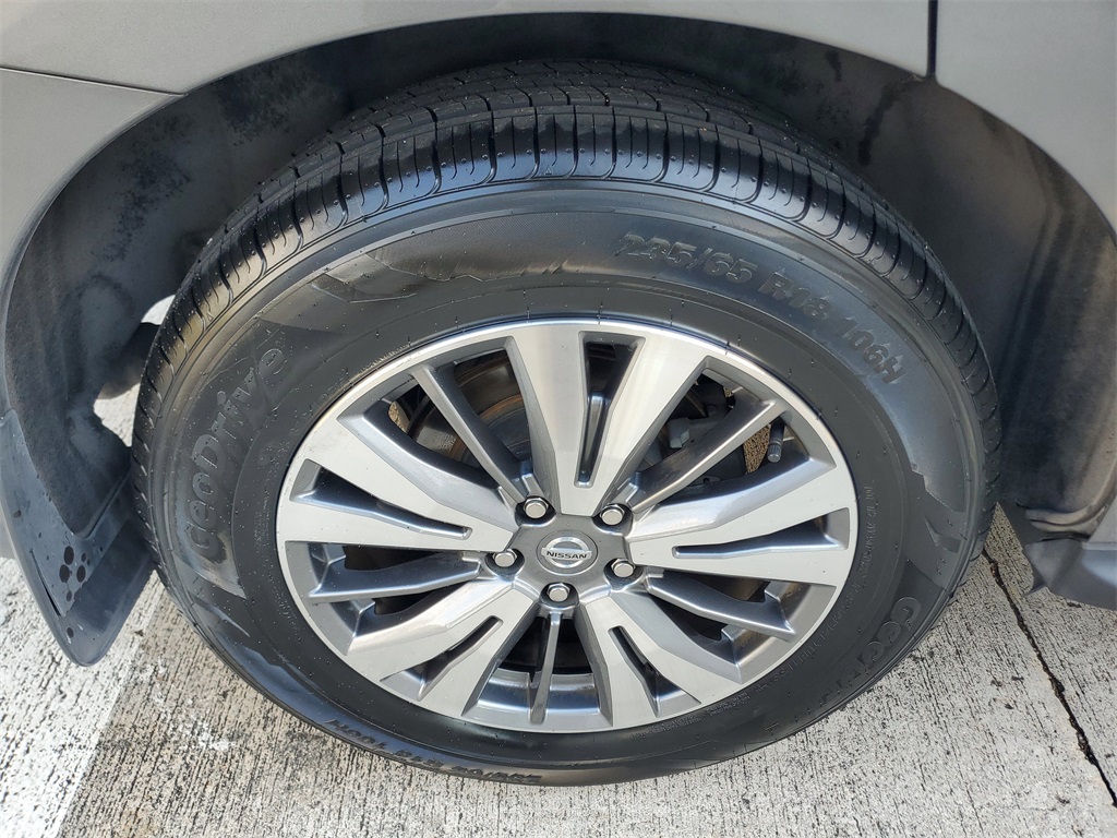 used 2020 Nissan Pathfinder car, priced at $17,395